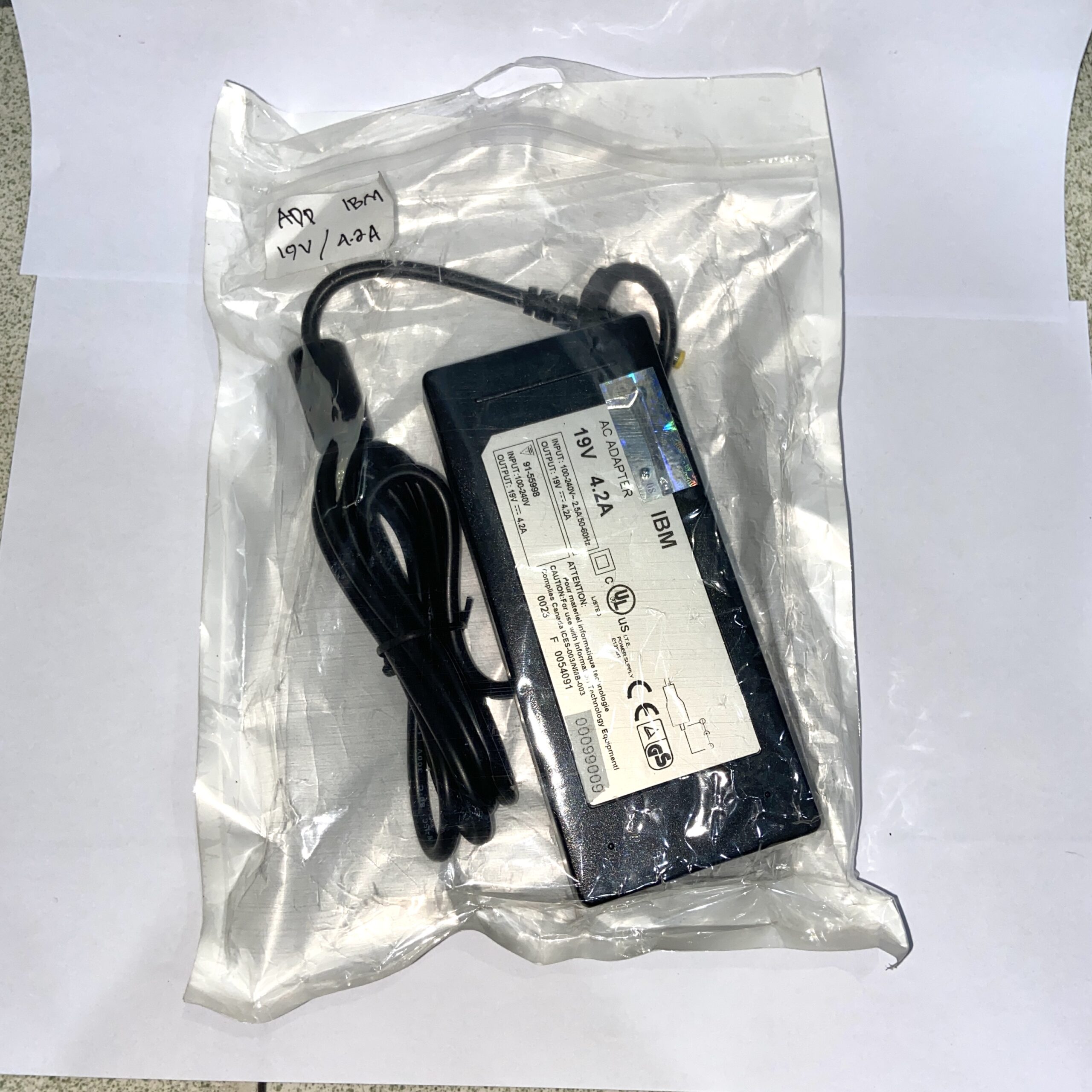 Adaptor-Ibm-19V4.2A80Watt-1-scaled-1